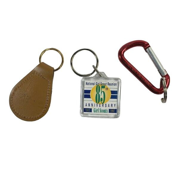Girl Scout Key Rings Lot of 3 Leather Tab Carabiner 85th Anniversary - Picture 2 of 6